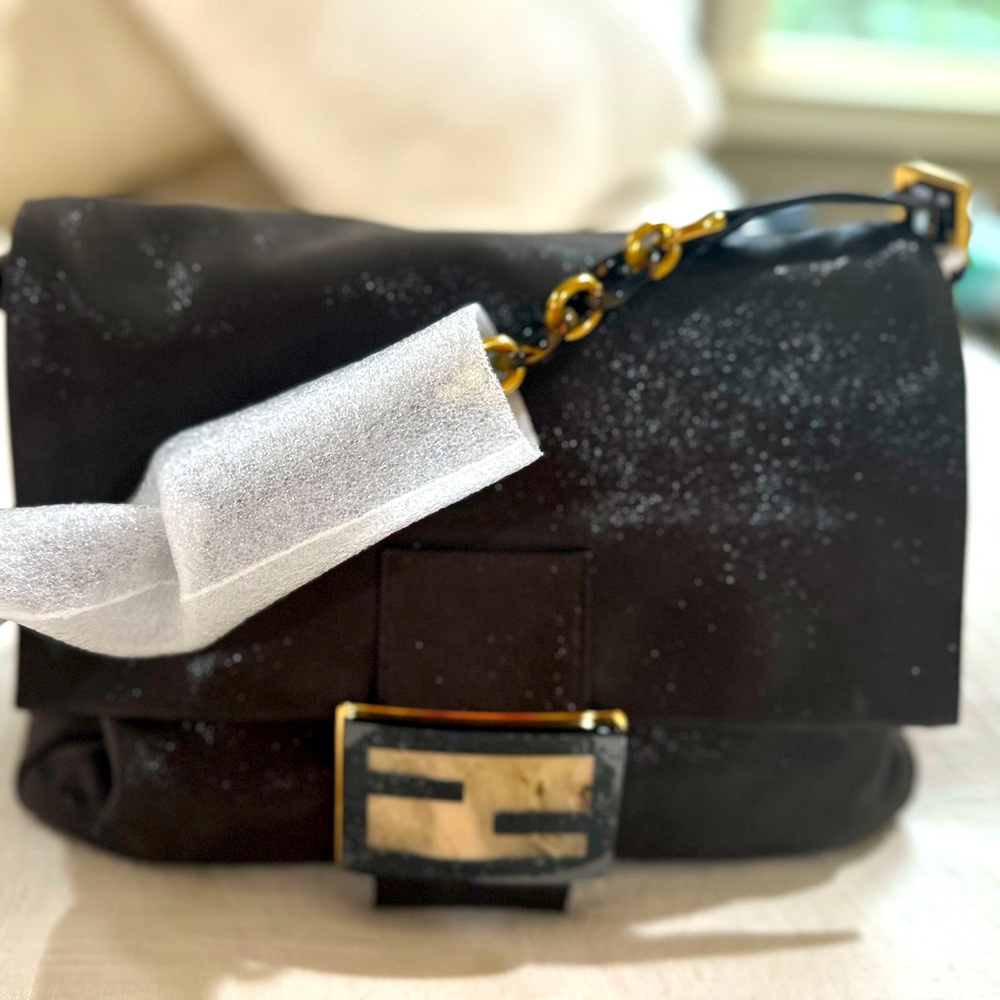 Brand New Authentic Feni Brown Soft Leather Purse